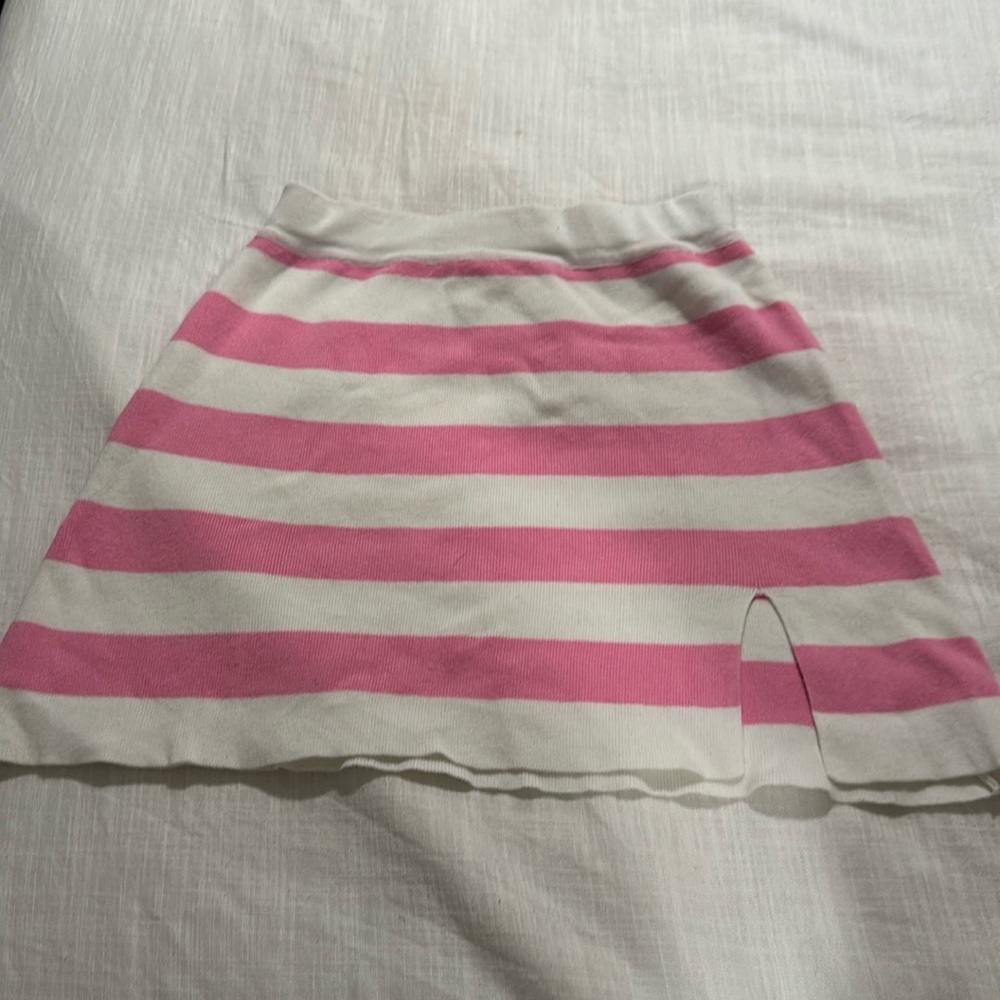 Striped mini skirt